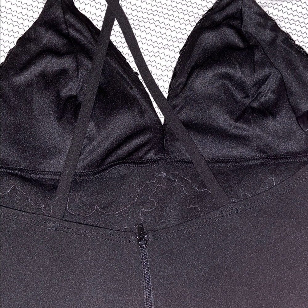 Dress - Picture 4 of 5